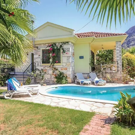 Villa Sleeps 4 Air Con Wifi